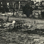 文部省の燒跡<br>Burnt ruins of the Ministry of Education<br>Source: 大正震災志寫眞帖  內務省社會局編, 1926