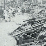 麻布區簞笥町七二<br>Rubble in Tansu-machi, Azabu<br>Source: 大正大震災誌  警示廳, 1925